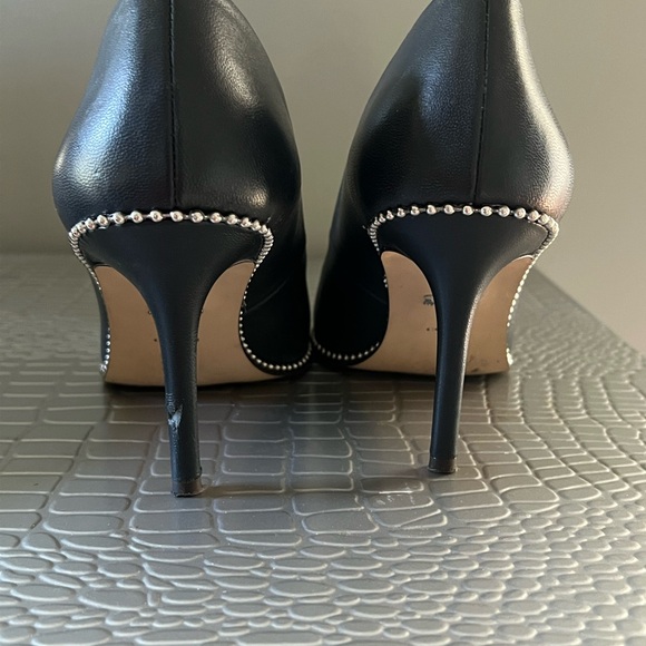 Elegant Coach SAMANTHA Black Heels with Beaded Detailing - Picture 4 of 7